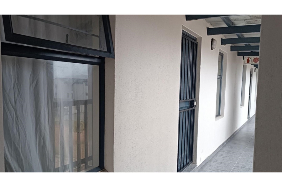 2 Bedroom Property for Sale in Parklands Western Cape